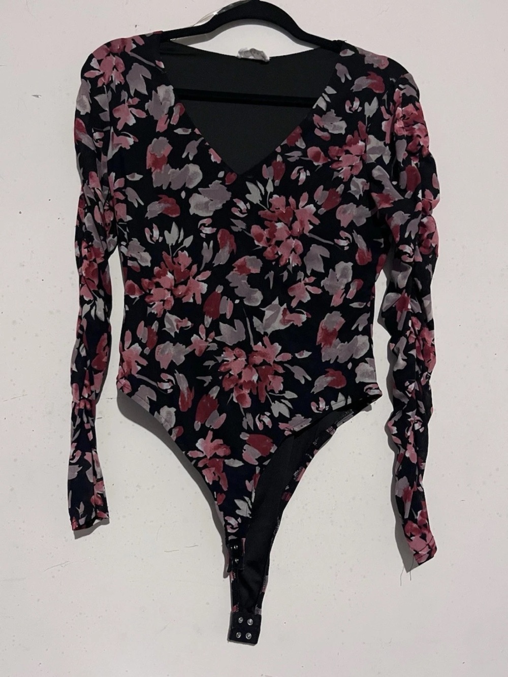 Ember Women's Floral Long Sleeve One-Piece Bodysuit Size M Black Pink Gray